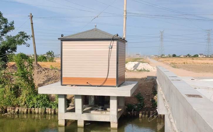 1758871927143279.jpg 740.jpg